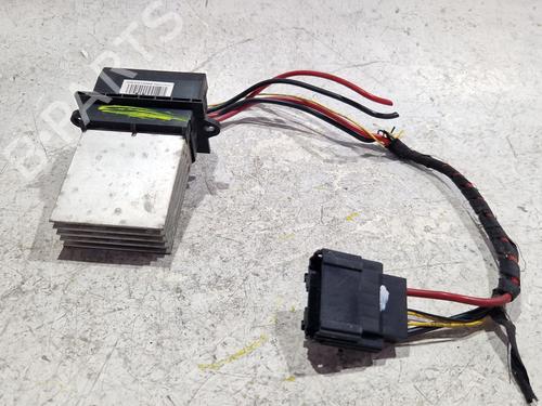 Used Heater resistor RENAULT GRAND SCÉNIC II (JM0/1_) 1.9 dCi (JM0G, JM12, JM1G, JM2C) (120 hp) 30770204
