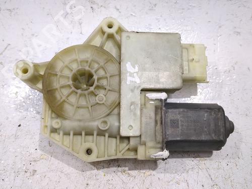 Used Left front window motor Left front window motor PEUGEOT 308 SW II (LC_, LJ_, LR_, LX_, L4_) 1.6 BlueHDi 120 (120 hp) 32725783 32725783