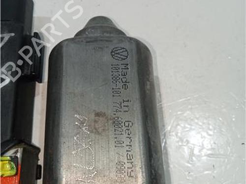 Right front window motor VW GOLF IV (1J1) 1.4 16V | BP23912265E20 