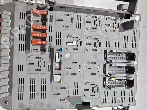 Fuse box RENAULT LAGUNA I (B56_, 556_) 1.9 dTi (B56J) | BP29388412E1 