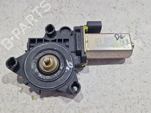 Used Right front window motor Right front window motor FIAT STILO (192_) 1.9 JTD (192_XE1A) (115 hp) 32670821 32670821