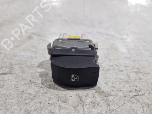 Used Left front window switch Left front window switch RENAULT LAGUNA II (BG0/1_) 1.9 dCi (BG0R, BG0E) (100 hp) 33715174 33715174