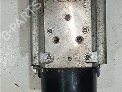Used ABS pump OPEL VECTRA C (Z02) 2.0 DTI 16V (F69) (101 hp) 23912431