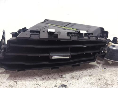 Difusor / Saída de ar Difusor / Saída de ar FORD FOCUS III 1.6 Ti (125 hp) 39901546 39901546