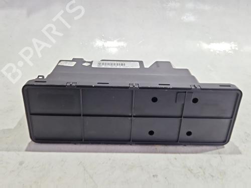 Used Central lock pump Central lock pump MERCEDES-BENZ E-CLASS (W210) E 300 Turbo-D (210.025) (177 hp) 33605744 33605744