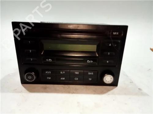 Bilradio VW POLO IV (9N_, 9A_) 1.4 TDI (75 hp) 23930256