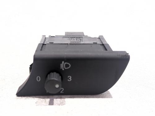 Used Headlight adjuster motor AUDI A4 B7 (8EC) [2004-2009]  31370706