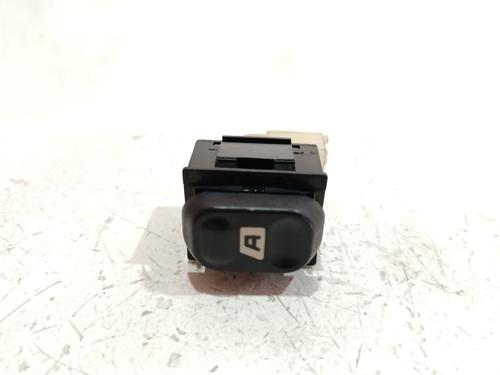 Used Switch Switch OPEL FRONTERA A Sport (U92) 2.0 i (52SUD2, 55SUD2) (115 hp) 40260113 40260113