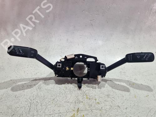 switch-vw-golf-vii-5g1-bq1-be1-be2-2012-2013-2014-2015-2016-2017-2018-2019-2020-2021-36529414 main image