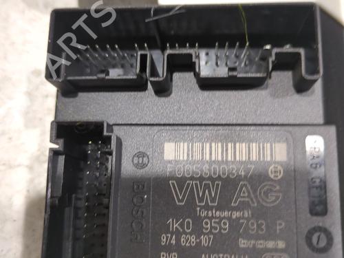 Left front window motor SEAT LEON (1P1) 1.4 TSI | BP23903215E21 