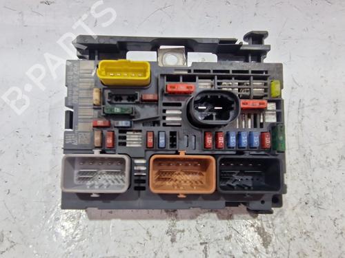 Used Fuse box Fuse box CITROËN BERLINGO Box Body/MPV (B9) 1.6 HDi 90 16V (90 hp) 36519737 36519737