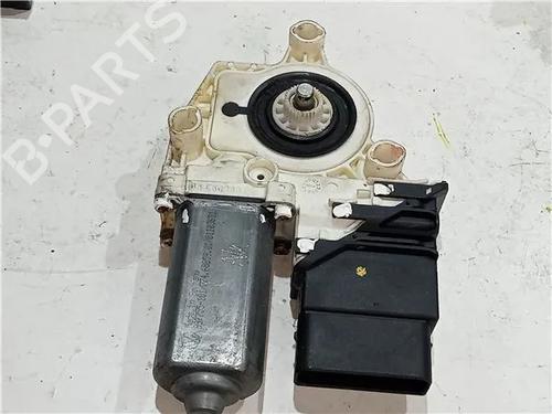 Right rear window motor VW GOLF V (1K1) 2.0 TDI 16V | BP23913100E22 