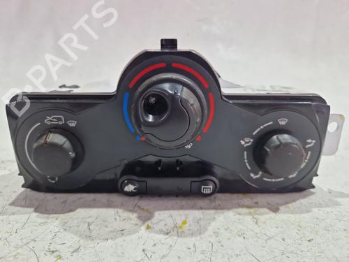 Used Climate control Climate control RENAULT KANGOO / GRAND KANGOO II (KW0/1_) 1.5 dCi 90 (KW05, KW08, KW0G, KW11) (90 hp) 36017438 36017438