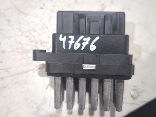 Used Heater resistor FORD FIESTA VI (CB1, CCN) 1.4 TDCi (68 hp) 26673803