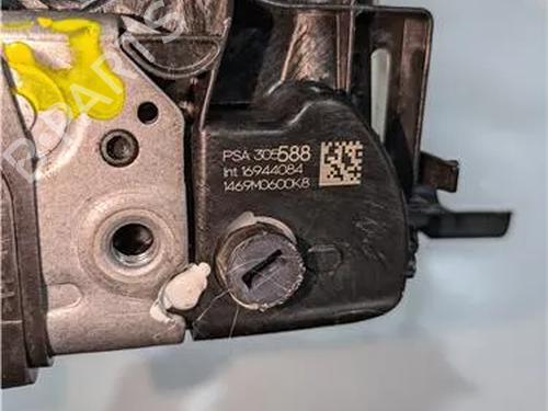 Front right lock PEUGEOT 2008 I (CU_) 1.2 THP 130 / PureTech 130 | BP23925251C97