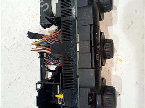 Climate control SEAT LEON (1P1) 2.0 TDI 16V | BP23932444I5 