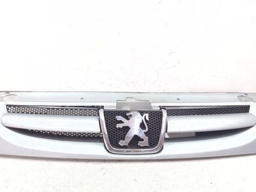 Used Grille Grille 38800955 38800955