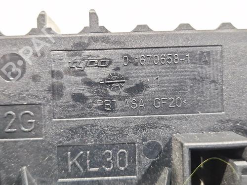 Fuse box MERCEDES-BENZ C-CLASS (W204) C 200 CDI (204.001) | BP30697965E1 