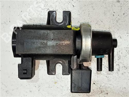 Used Electronic module BMW 3 (E46) 323 i (170 hp) 24052282