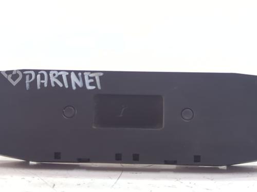 Used Display monitor Display monitor PEUGEOT PARTNER Box Body/MPV (5_, G_) 1.9 D (69 hp) 40010259 40010259