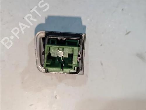 Used Switch PEUGEOT 208 I (CA_, CC_) 1.2 VTI 82 (82 hp) 23925280