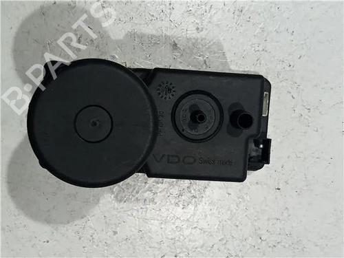 Compressore chiusure AUDI A4 B5 (8D2) 1.9 TDI quattro (110 hp) 23911797