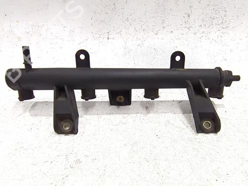 Einspritzleiste für PEUGEOT 306 (7B, N3, N5) 1.6 (98 hp) 32657267