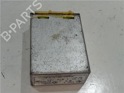 Used Fuse box BMW 3 (E36) 316 i (102 hp) 23913404