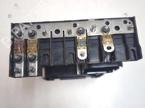 Fuse box VW GOLF V (1K1) 1.9 TDI | BP24885787E1 