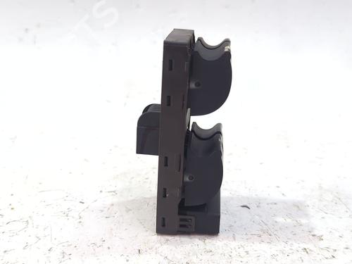 Left front window switch AUDI A4 B7 (8EC) 2.0 TDI 16V | BP39048799I27 - Image 2
