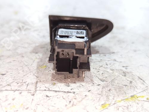 Warning switch RENAULT CAPTUR I (J5_, H5_) 0.9 TCe 90 | BP36766858I22 - Image 3