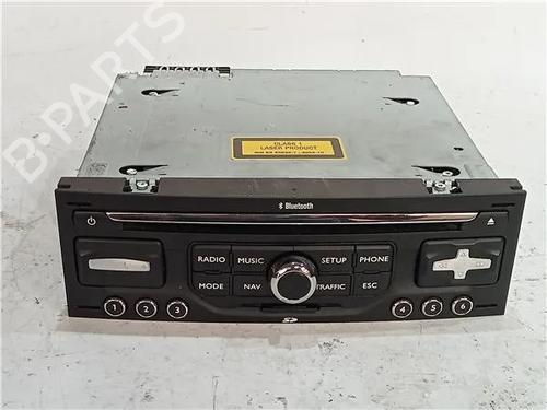 Bilradio PEUGEOT 5008 (0U_, 0E_) 2.0 HDi 150 / BlueHDi 150 (150 hp) 23910876
