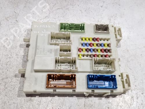 Used Fuse box Fuse box FORD FOCUS III 1.0 EcoBoost (125 hp) 32700835 32700835