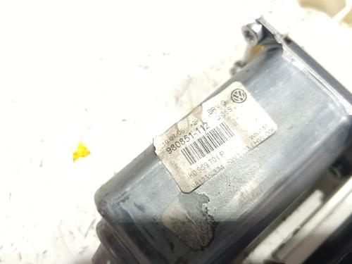 Left front window motor VW PASSAT B6 (3C2) 2.0 TDI | BP38726739E21 - Image 4