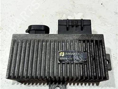 Elektronisk modul RENAULT MEGANE Scenic (JA0/1_) 1.9 dTi (JA0N) (98 hp) 23909313