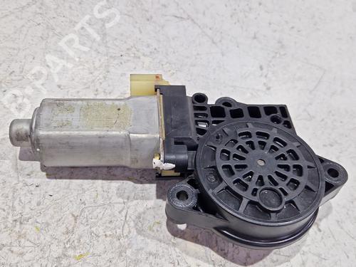 Used Left front window motor KIA SPORTAGE II (JE_, KM_) 2.0 CRDi (113 hp) 30528134