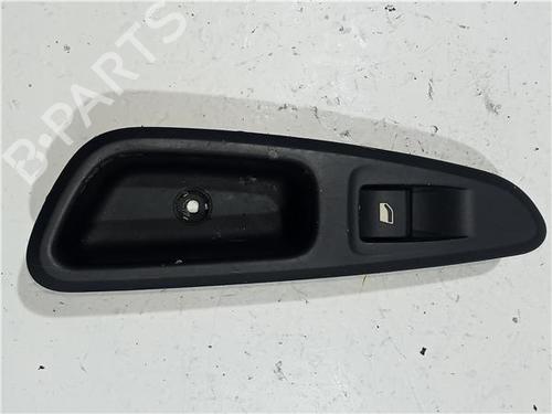 Used Right rear window switch PEUGEOT 308 I (4A_, 4C_) 1.6 HDi (109 hp) 23918998