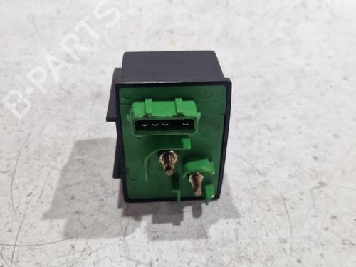 electronic-module-peugeot-307-3ac-2000-2001-2002-2003-2004-2005-2006-2007-2008-2009-2010-2011-2012-32859646 main image