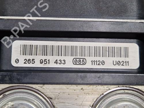 ABS pump PEUGEOT 5008 (0U_, 0E_) 2.0 HDi 150 / BlueHDi 150 | BP29697393M43 