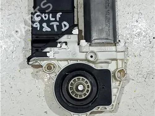Rudehejsemotor bagstkærm højre VW GOLF IV (1J1) 1.4 16V (75 hp) 23923504