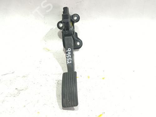 Used Pedal Pedal 39048778 39048778