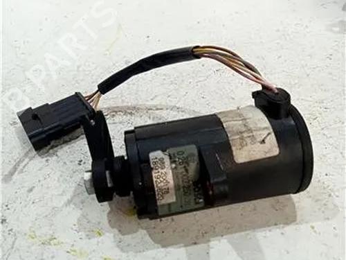 Used Pedal NISSAN PRIMERA Hatchback (P11) 1.8 16V (114 hp) 23910093