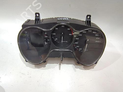 Used Instrument cluster SEAT LEON (1P1) 1.6 TDI (105 hp) 26672482