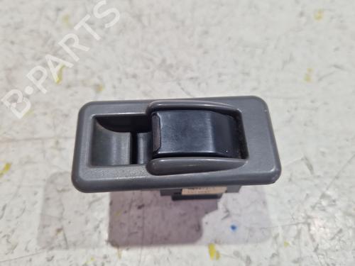 Mando elevalunas delantera derecho Mando elevalunas delantera derecho MITSUBISHI PAJERO SPORT III (KS_) 2.4 DI-D 4x4 (KS1W) (181 hp) 36529460 36529460