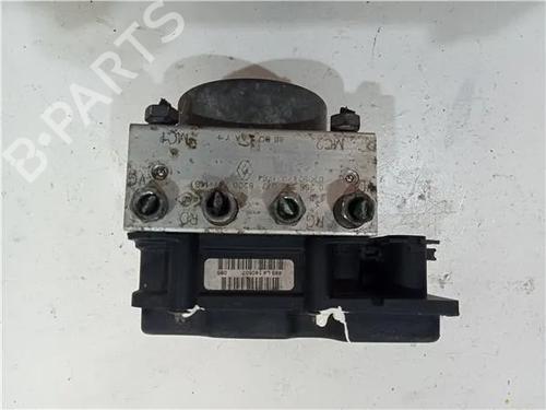 Used ABS pump RENAULT CLIO III Grandtour (KR0/1_) 1.2 16V (KR0P) (101 hp) 23908354