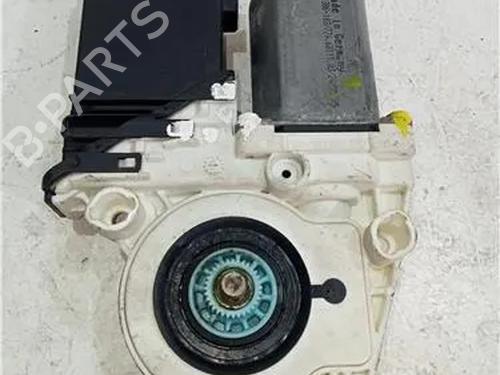 Right front window motor SEAT LEON (1P1) 2.0 TDI 16V | BP23912189E20 