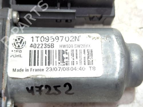 Right front window motor VW GOLF PLUS V (5M1, 521) 1.4 TSI | BP26549703E20 