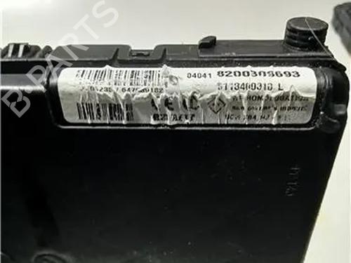 Dør styreenhet RENAULT GRAND SCÉNIC II (JM0/1_) 1.9 dCi (JM0G, JM12, JM1G, JM2C) (120 hp) 23921167
