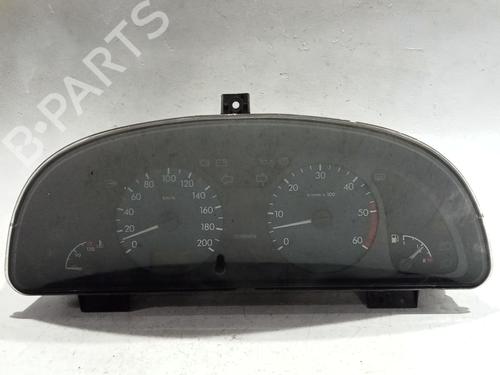 Used Instrument cluster CITROËN XSARA (N1) 1.9 TD (90 hp) 31753772