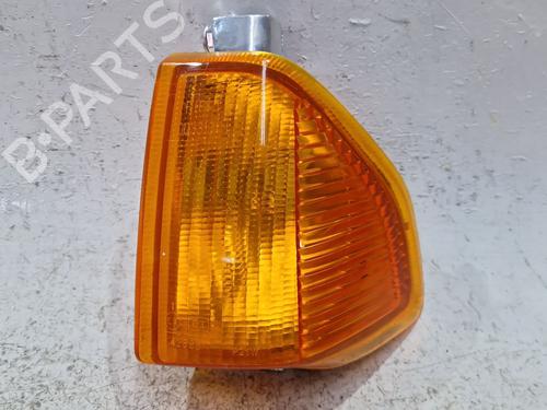 Używane Kierunkowskaz przedni lewy FORD ORION III (GAL) 1.6 (90 hp) 30832029